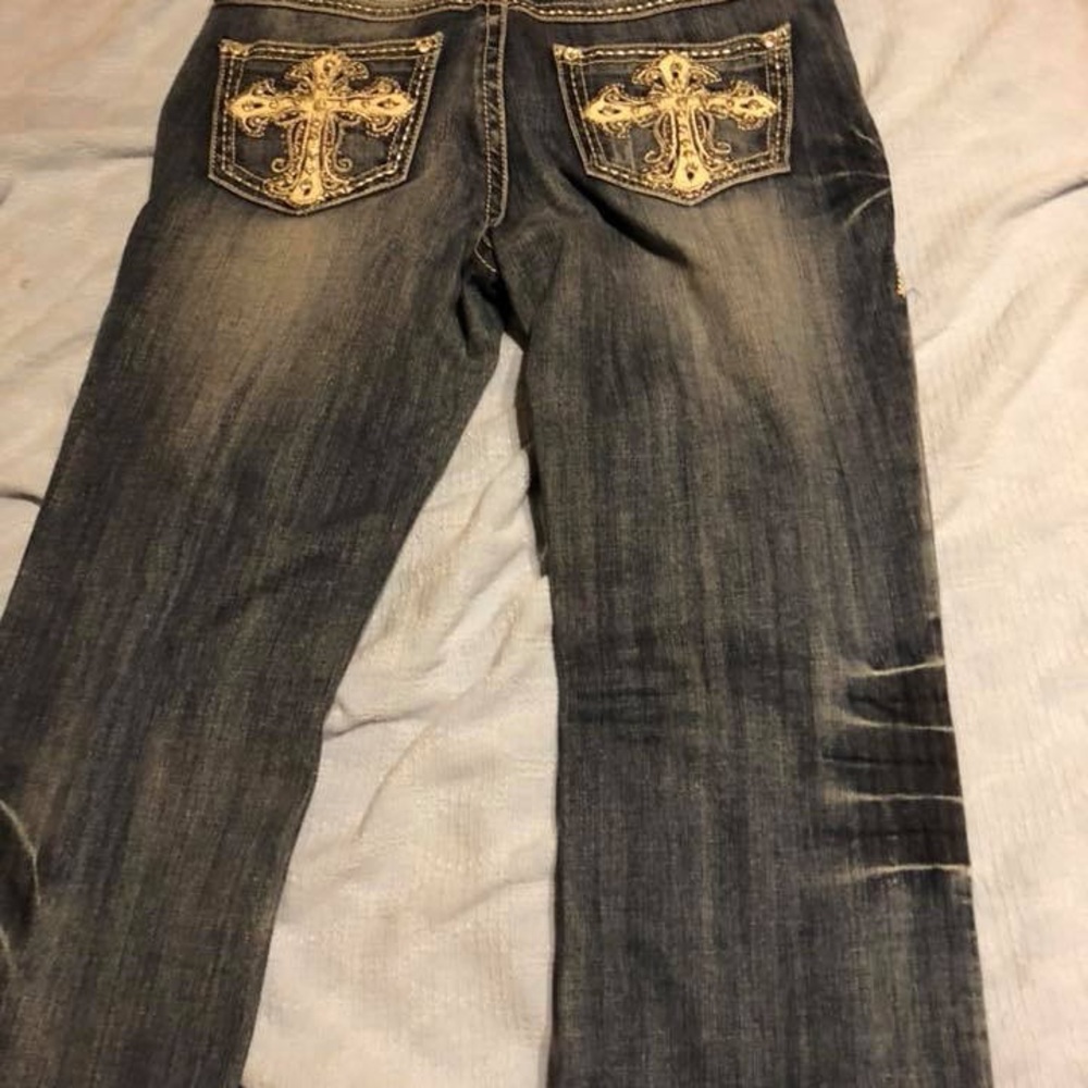 Grace in La Jeans